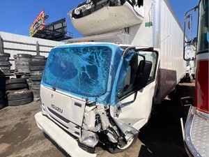 Salvage 2019 Isuzu NRR - J16918