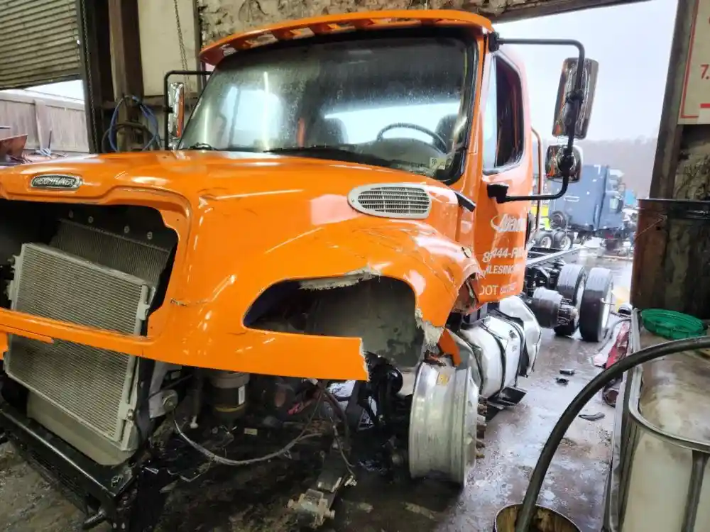 2021 Freightliner M2 106 TPI