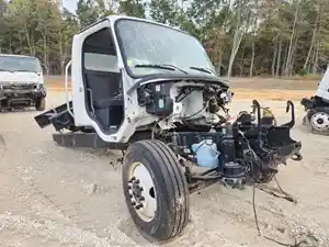 Salvage 2021 Freightliner M2 106 - J71692