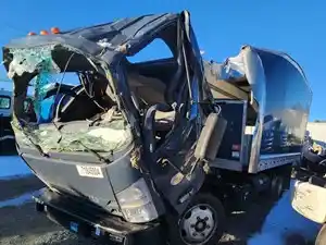 Salvage 2022 Isuzu NRR - J71392