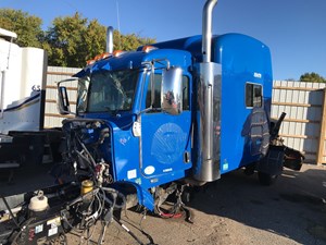 Salvage 2013 Peterbilt 386 - SV-12