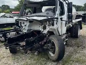 Salvage 2020 Freightliner M2 106 - SV-227