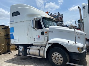 Salvage 2004 International 9400I - SV-299 