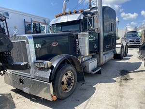 Salvage 2004 Peterbilt 379 - SV-346