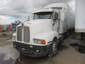 Salvage 2005 Kenworth T600 - SV-142 ONE STOP PARTS