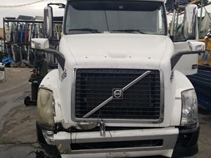 Salvage 2006 Volvo VNL - SV-267 ONE STOP PARTS