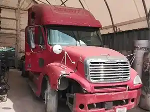 Salvage 2007 Freightliner Columbia 120 - SV-762