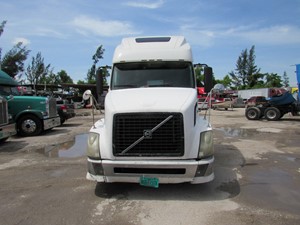 Salvage 2007 Volvo VNL - SV-42