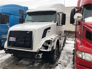 Salvage 2009 Volvo VNL - SV-129 ONE STOP PARTS