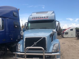 Salvage 2012 Volvo VNL - SV-197