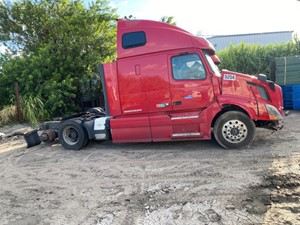 Salvage 2013 Volvo VNL - SV-474