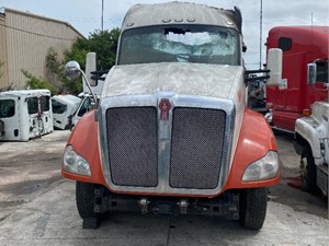 Salvage 2015 Kenworth T680 - SV-484