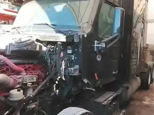Salvage 2020 Peterbilt 579 - SV-783