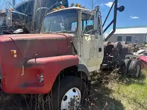Salvage 1993 Ford LA9000 Aero Max 106 - FOR93-6090-CTP