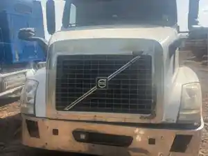 Salvage 2005 Volvo VNL - VOL05-5431-CTP
