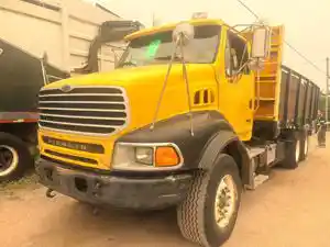 Complete 2006 Sterling L9500 - STE06-6205-CT