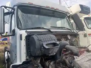 Salvage 2007 Volvo VNL - VOL07-3207-CTP