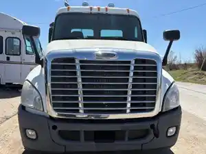 Complete 2010 Freightliner Cascadia 125 - FRE10-5052-CT