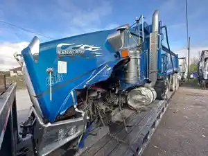 Salvage 2013 Kenworth T800 - KEN13-5385-CTP