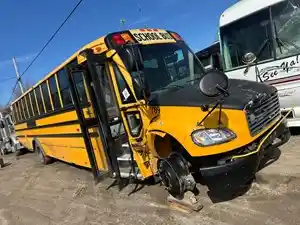 Salvage 2016 Freightliner B2 - FRE16-4987-CTP