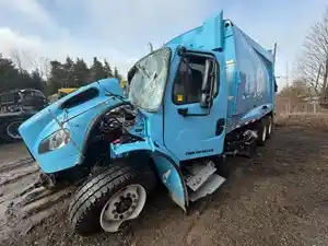 Salvage 2023 Freightliner M2 106 - FRE23-5956-CTP