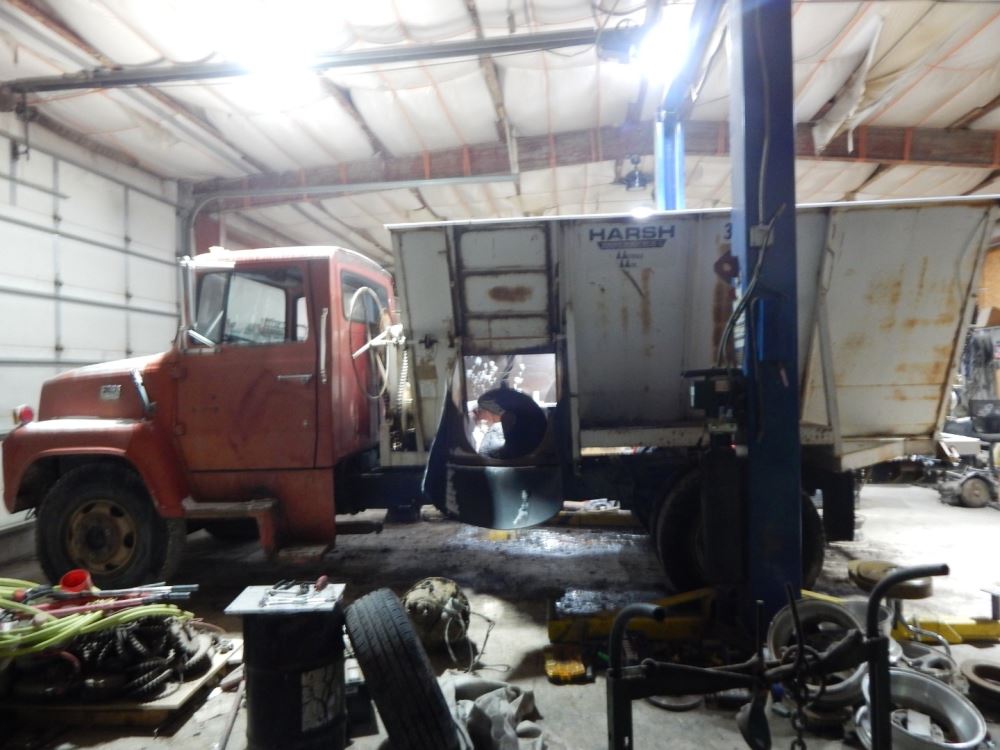 Salvage 1973 Ford F600 Feed Truck For Parts Torrington, Wyoming