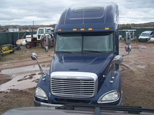 Salvage 2003 Freightliner COLUMBIA 120 - 5037