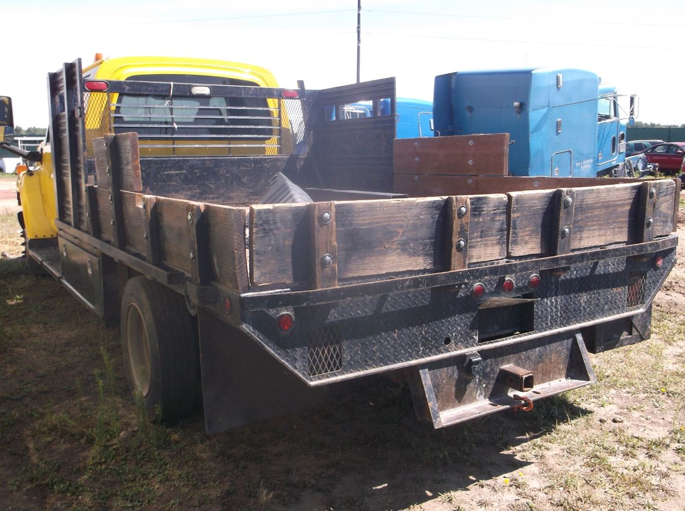Salvage 2006 Chevrolet C4500 Truck Delivery For Parts Torrington