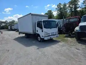 Salvage 2011 Isuzu NPR - 188