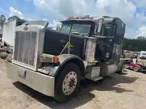 Salvage 1993 Peterbilt 379 - 2101