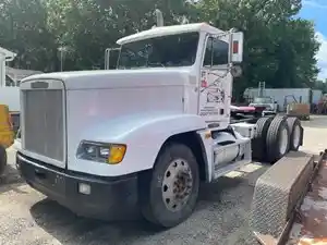 Salvage 1994 Freightliner FLD120 - 2103