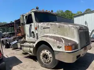 1996 International 9400 Truck for Parts Image