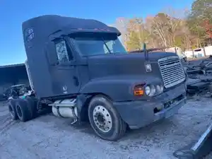 Salvage 1998 Freightliner Century Class 120 - 2214