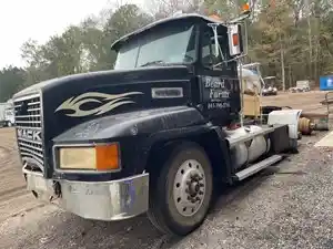 Salvage 1998 Mack CH600GK - 2207