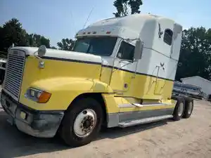 Salvage 1999 Freightliner FLD120 - 2288