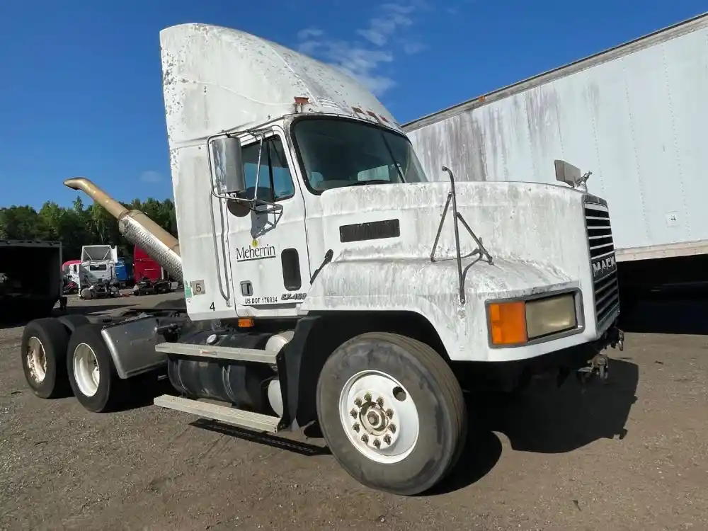 2001 Mack CH613 Truck for Parts for sale Sumter South Carolina United