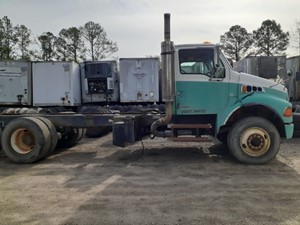 Salvage 2003 Sterling M8500 Acterra - 1571