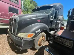 Salvage 2004 Peterbilt 387 - 2095