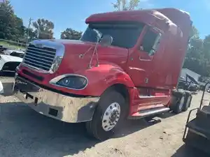 2006 Freightliner Columbia 120 Truck for Parts (Stock #2144)) Part Image