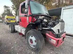 Salvage 2007 Freightliner M2 106 - 1994
