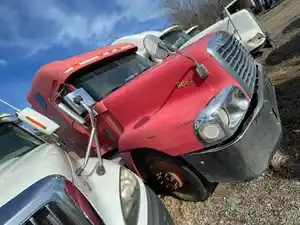 Salvage 2007 Freightliner ST120 - 2221
