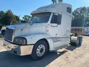 Salvage 2007 Freightliner ST120 - 2275