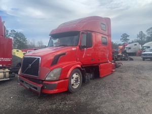 Salvage 2007 Volvo VNL - 1330