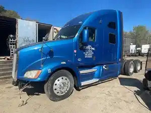 2013 Kenworth T700 Truck for Parts (Stock #2237)) Part Image