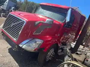Salvage 2013 Volvo VNL - 2185