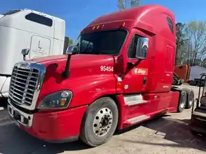 Salvage 2016 Freightliner Cascadia 125 - 2238