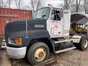 1990 Mack CH612 Truck for Parts (Stock #102)) Part Image