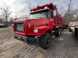 1995 White WG Truck for Parts Image