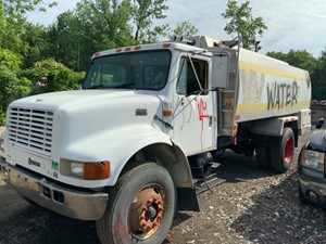 1999 International 4900 Truck for Parts (Stock #64)) Part Image
