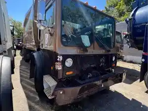 2001 Mack LE613 Truck for Parts (Stock #193)) Part Image